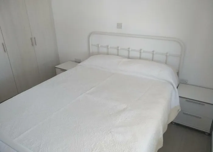 アパート Palm Tree Apts